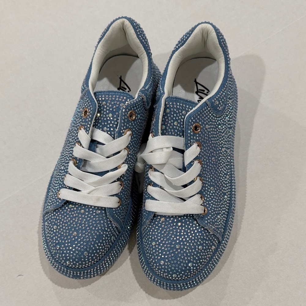 Lilianas kingdom-2Blue Studded Sneakers with White Laces